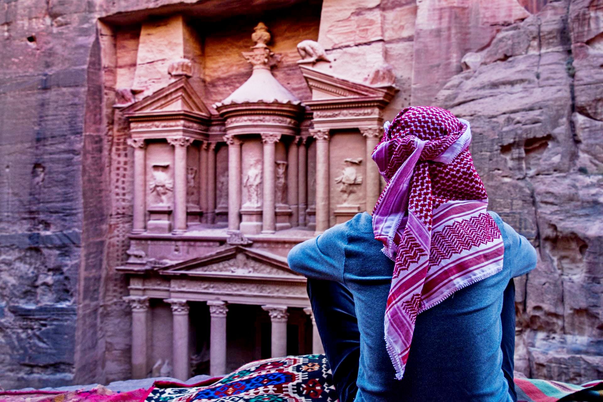 Subvención Ciudad Menda habla From Little Petra to Petra – Via Jordan